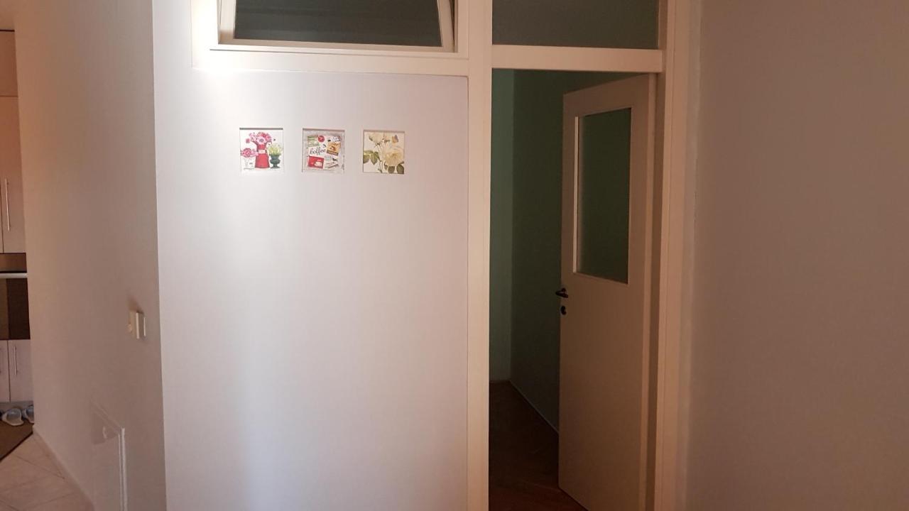 Apartment Viktor,Parking Eszék Kültér fotó