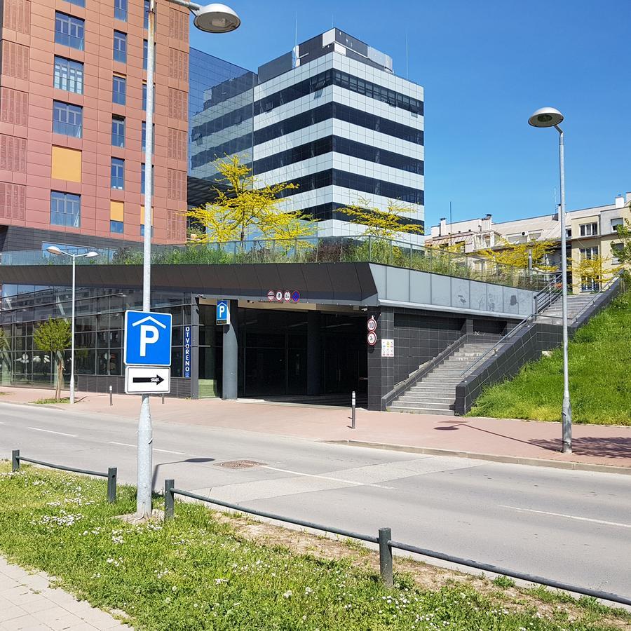 Apartment Viktor,Parking Eszék Kültér fotó
